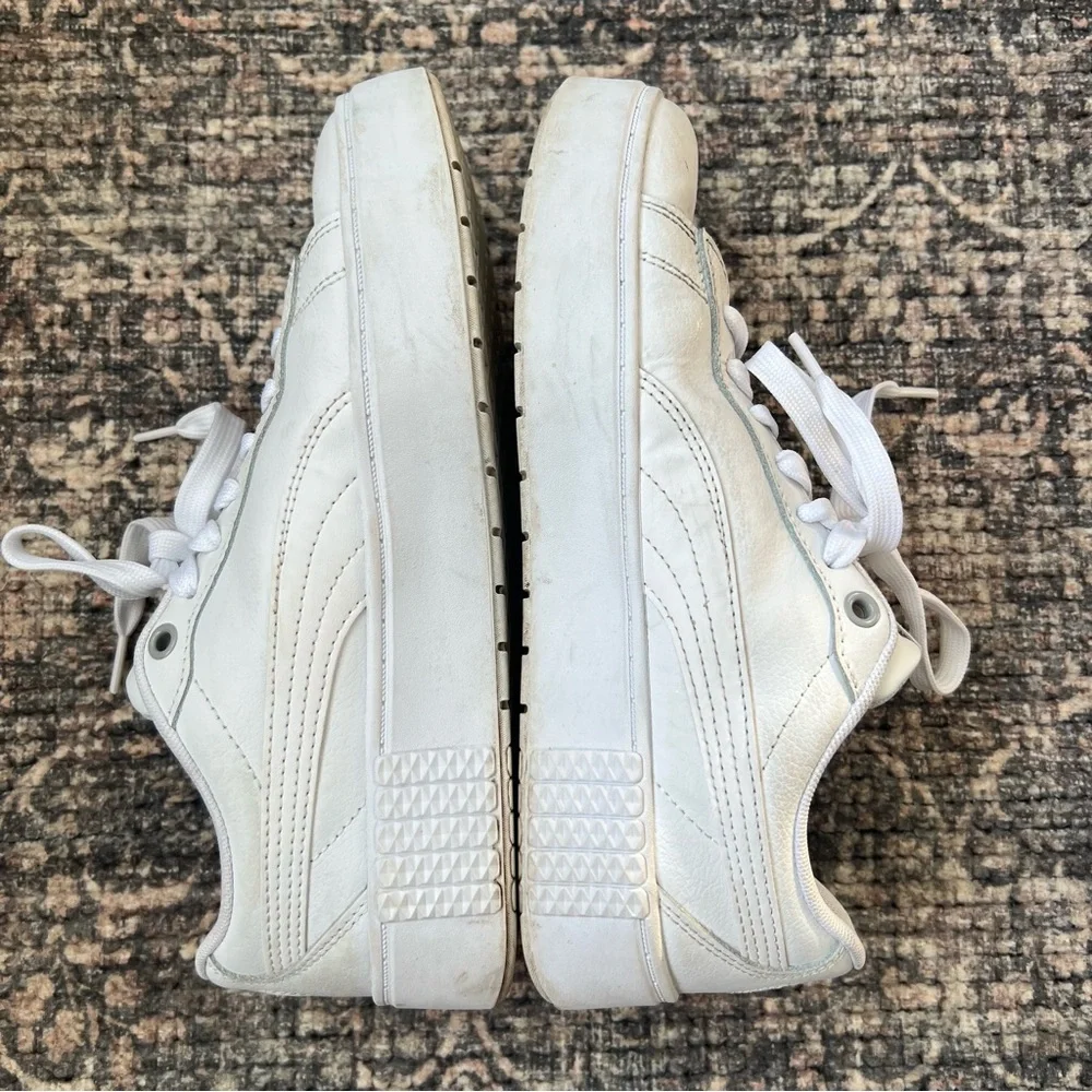 PUMA Smash Platform 2V Woman’s Sneaker Size 8